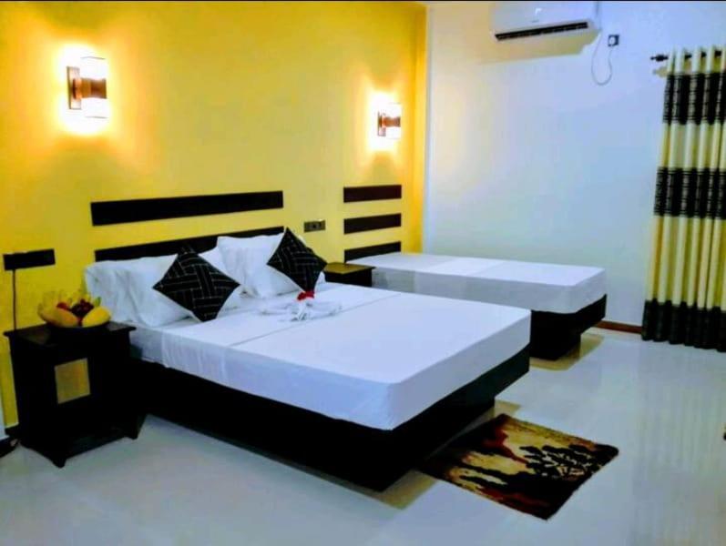 Amron Resort Sigiriya Exterior photo